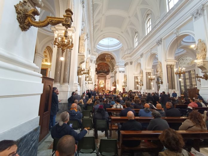 I funerali in cattedrale di Vincenzo Agostino