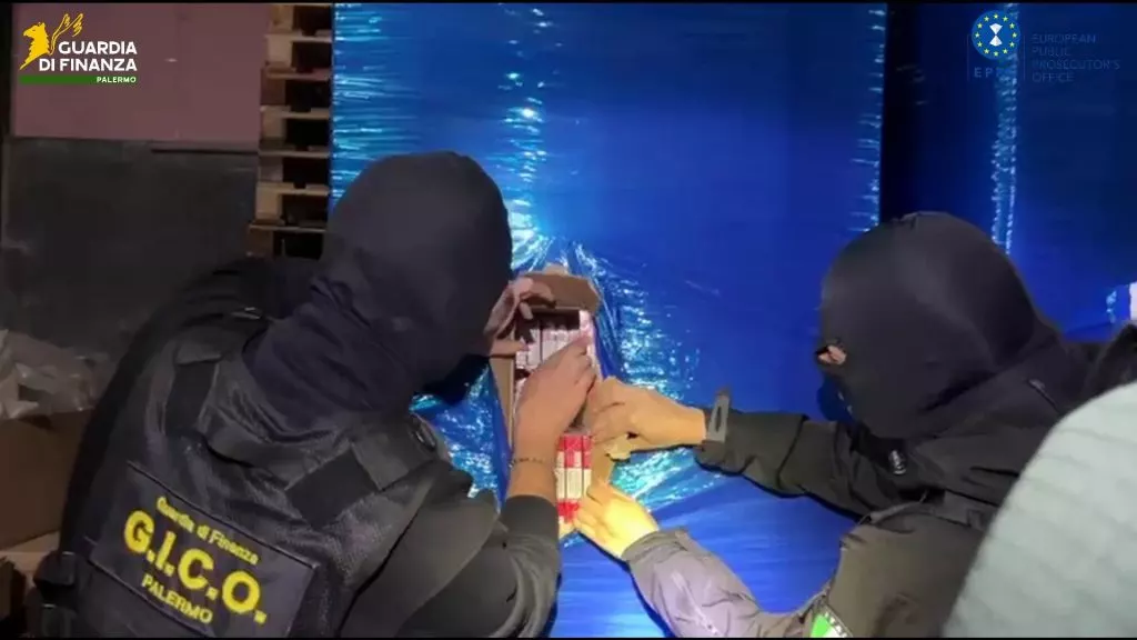 Guardia di Finanza contrabbando sigarette