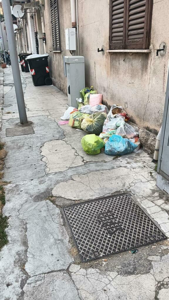 via maggio ang. via padovani
