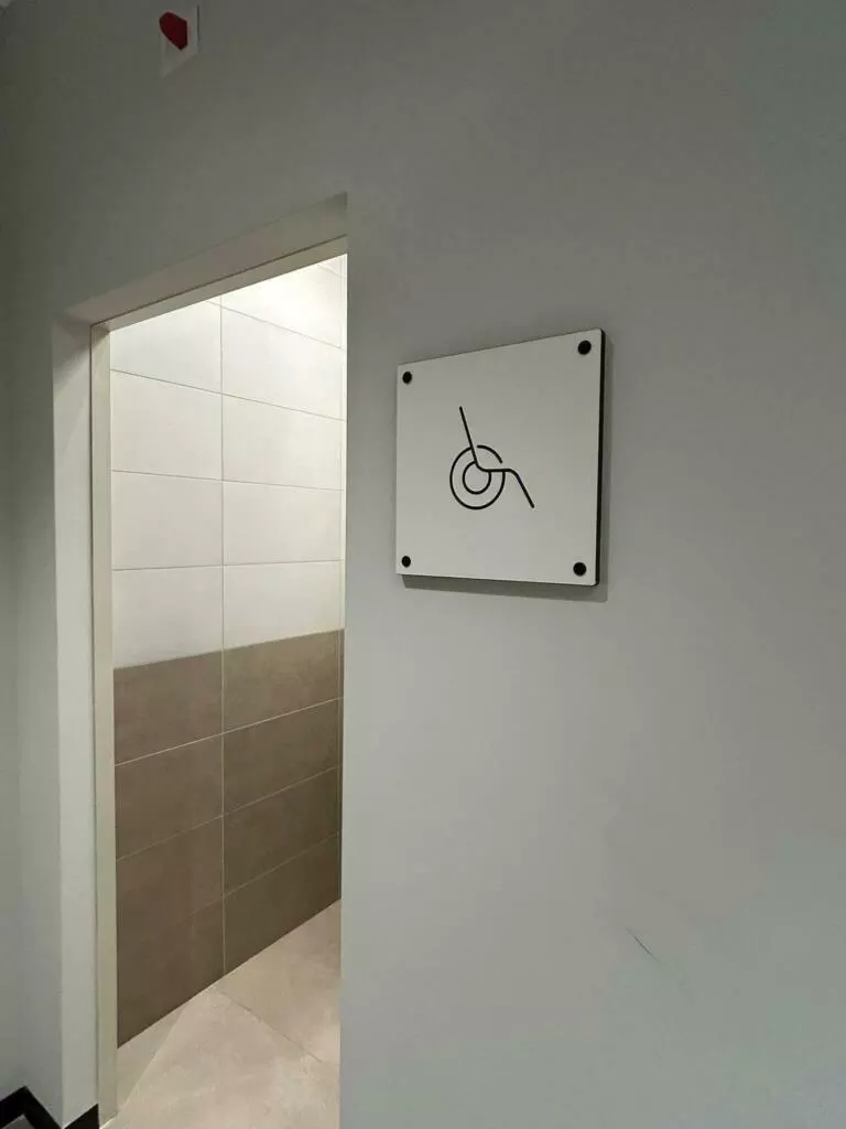 Nuova nursery all'aeroporto